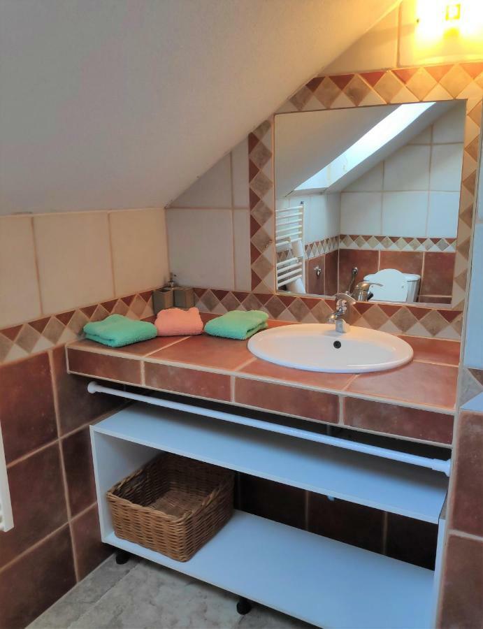 Villa Punta Blava - Beach Front, Ideal For Family Vacation With Kids, Large Terraces With Sea View, Internet, Netflix, No Pets Allowed Obrovac Esterno foto